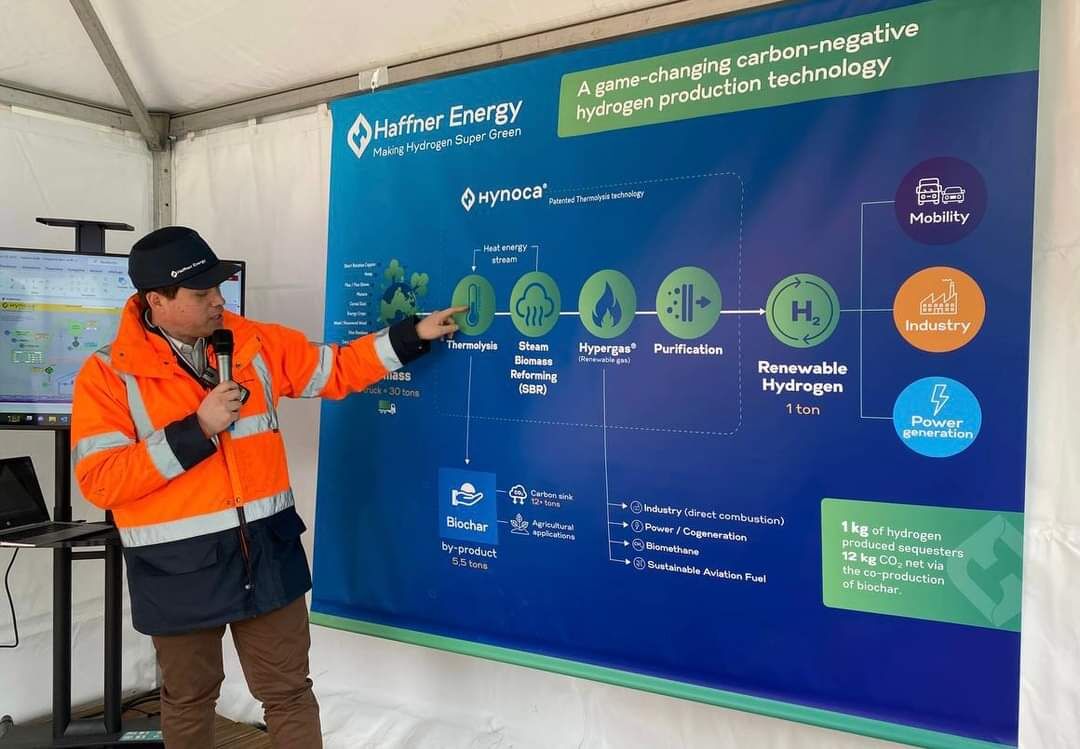 Visit of Mr JeanLuc Fugit, Deputy and President of the Conseil